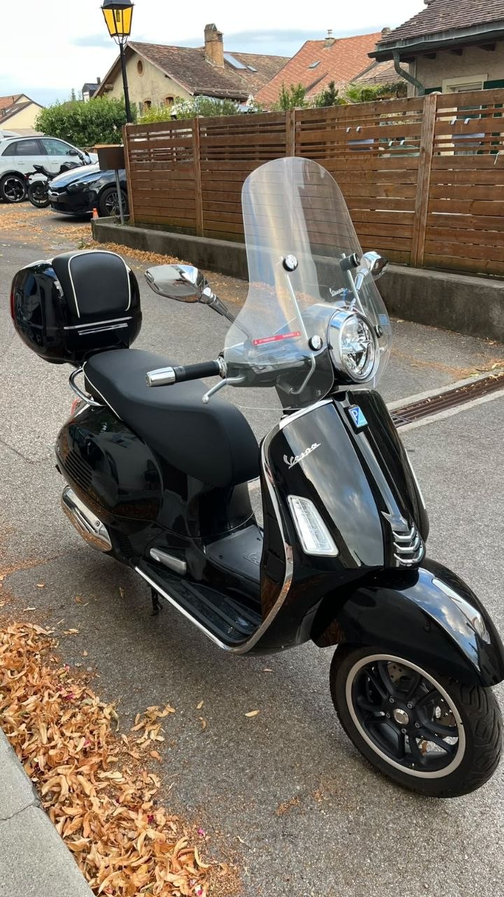 PIAGGIO Vespa GTS 125 ABS-image-3