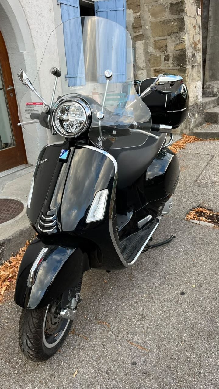 PIAGGIO Vespa GTS 125 ABS-image-4