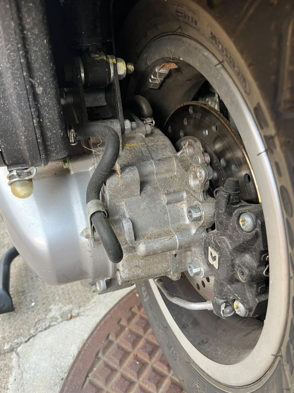 PIAGGIO Vespa GTS 125 ABS-image-8