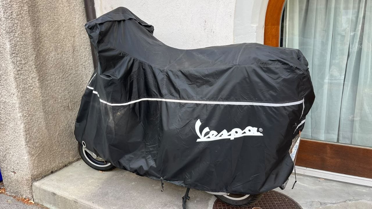 PIAGGIO Vespa GTS 125 ABS-image-1
