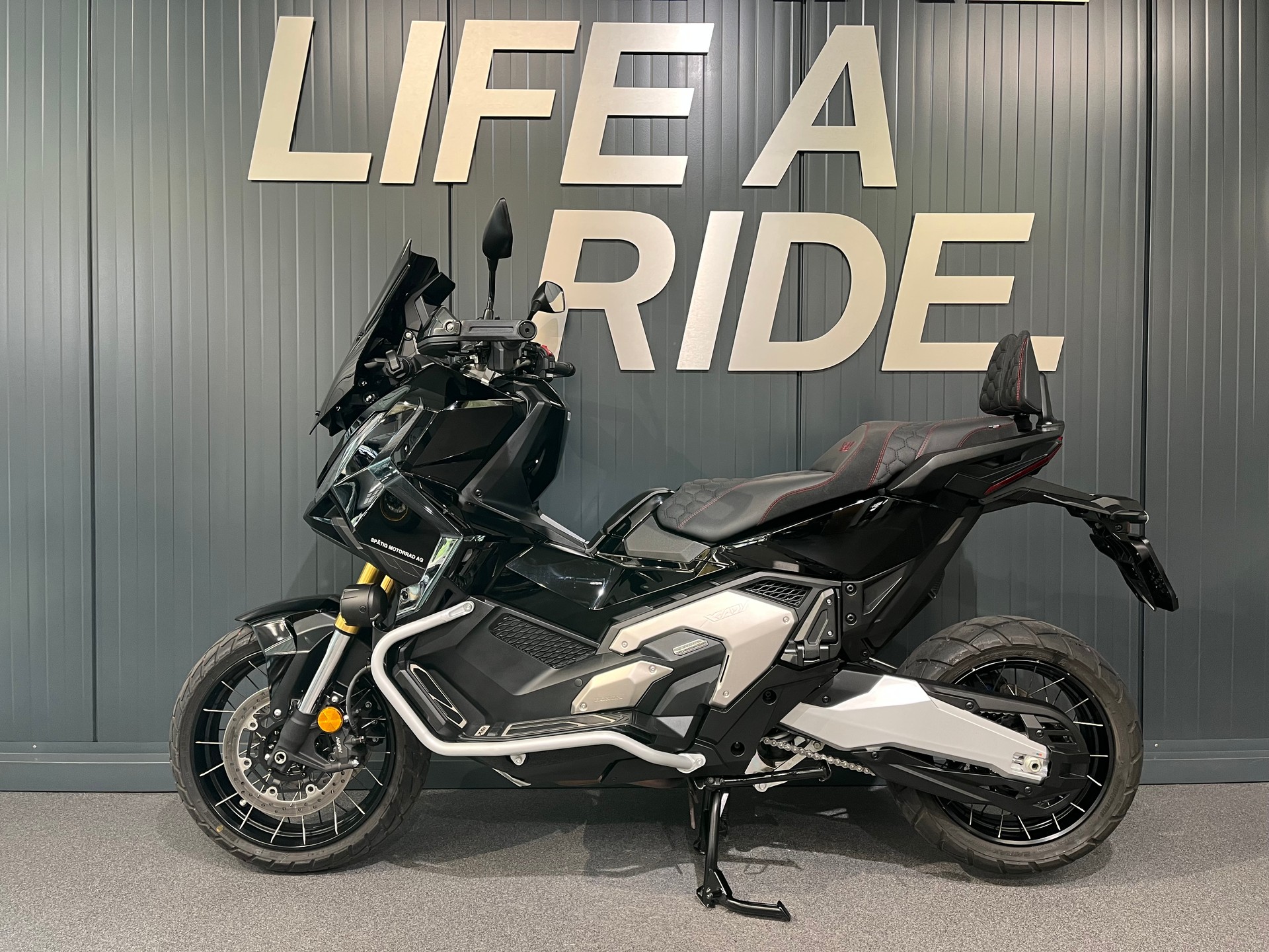 HONDA X-ADV-image-2