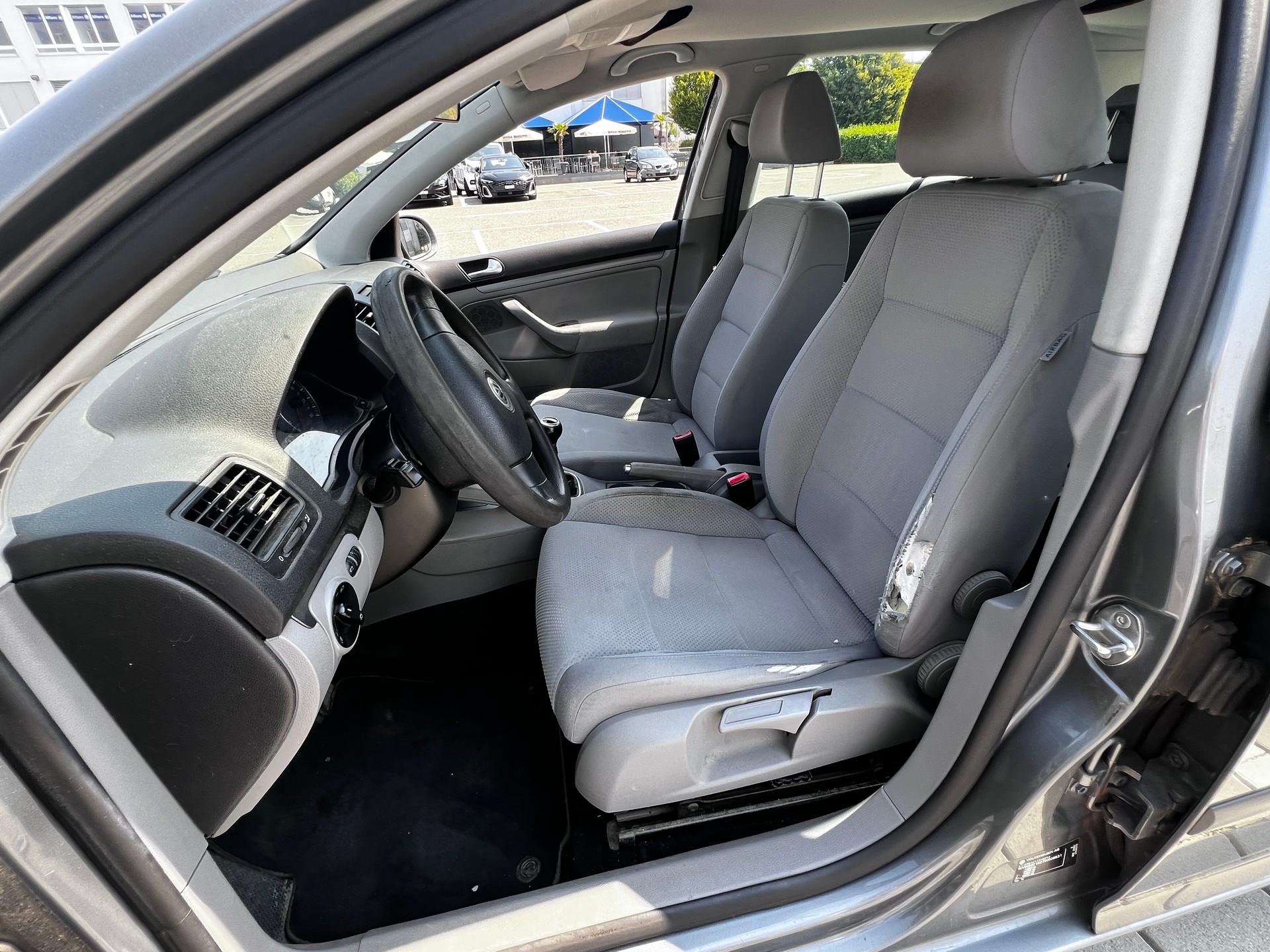 VW Golf 2.0 FSI Sportline 4Motion-image-7