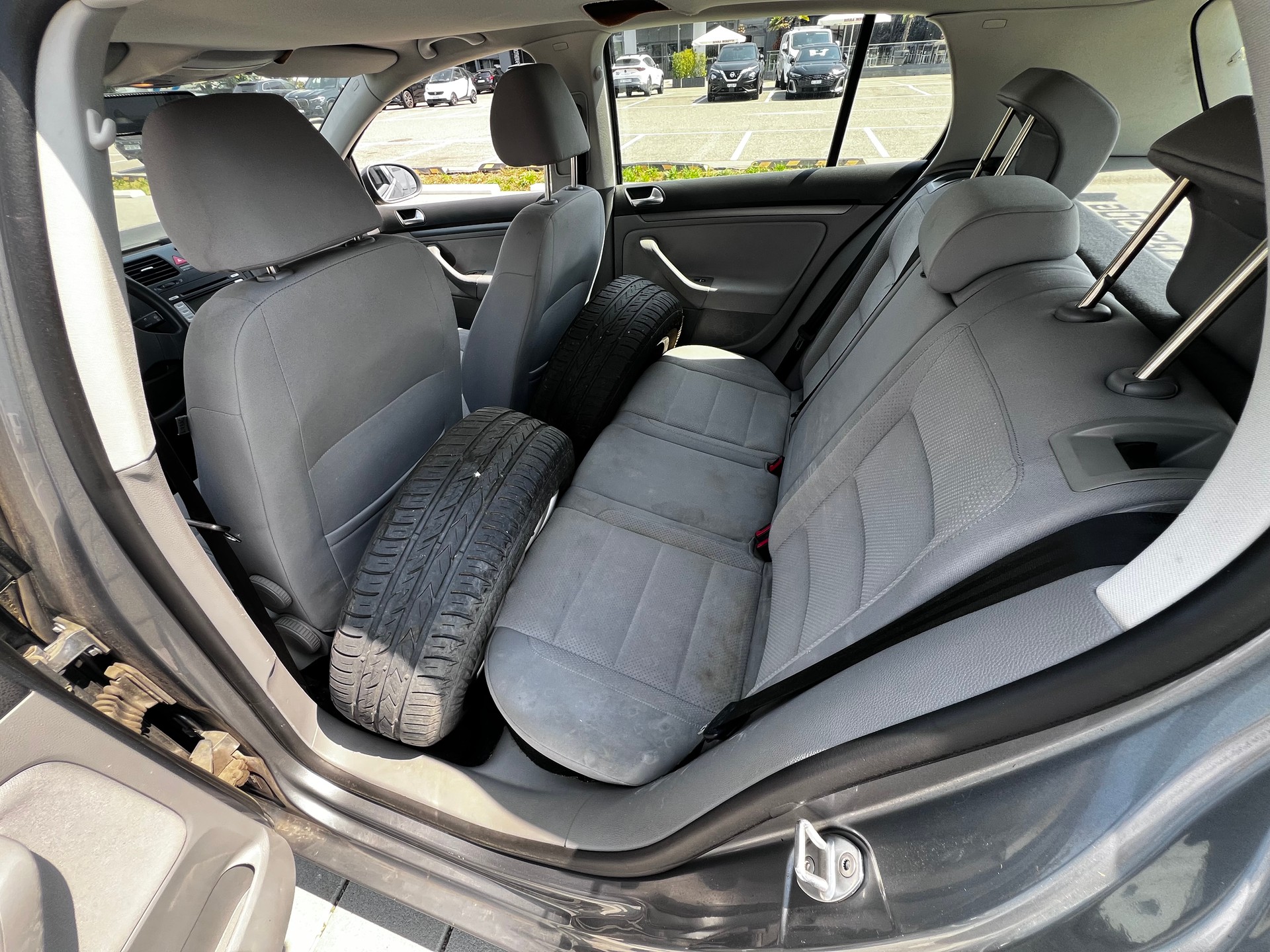 VW Golf 2.0 FSI Sportline 4Motion-image-9