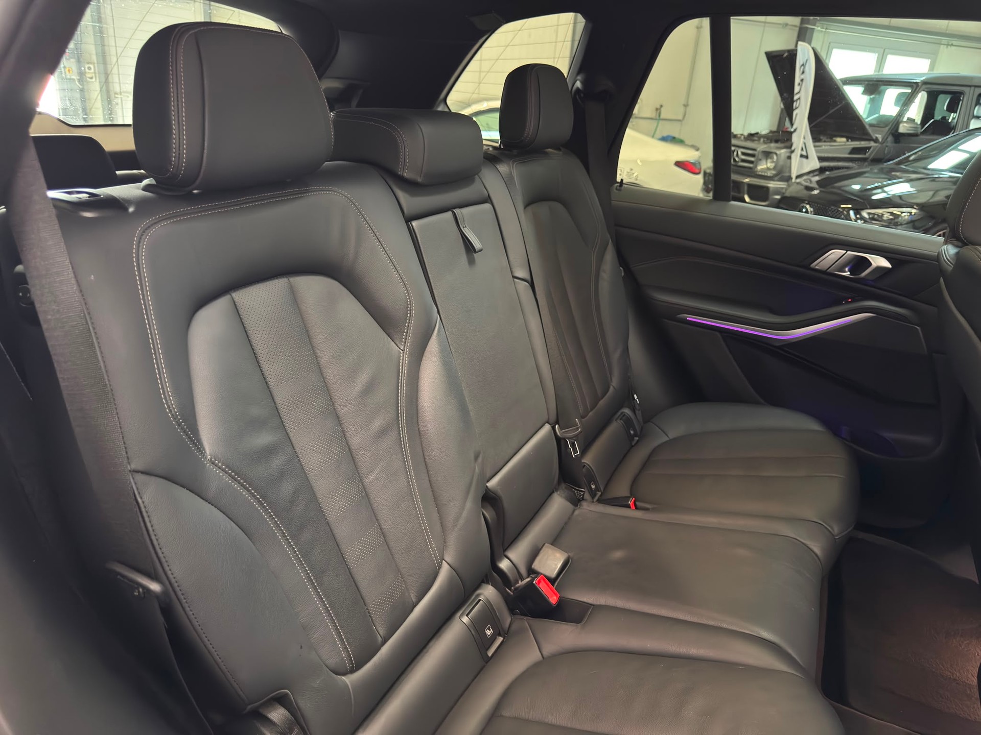 BMW X5 30d xDrive SAG M-Sport 7-Plätzer-image-12