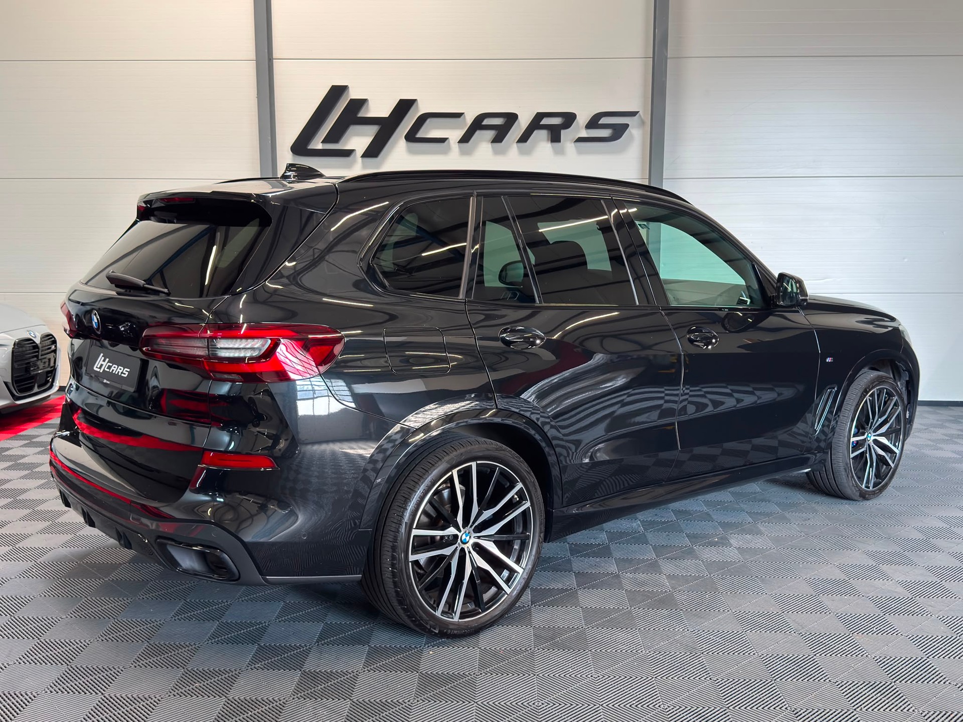 BMW X5 30d xDrive SAG M-Sport 7-Plätzer-image-3