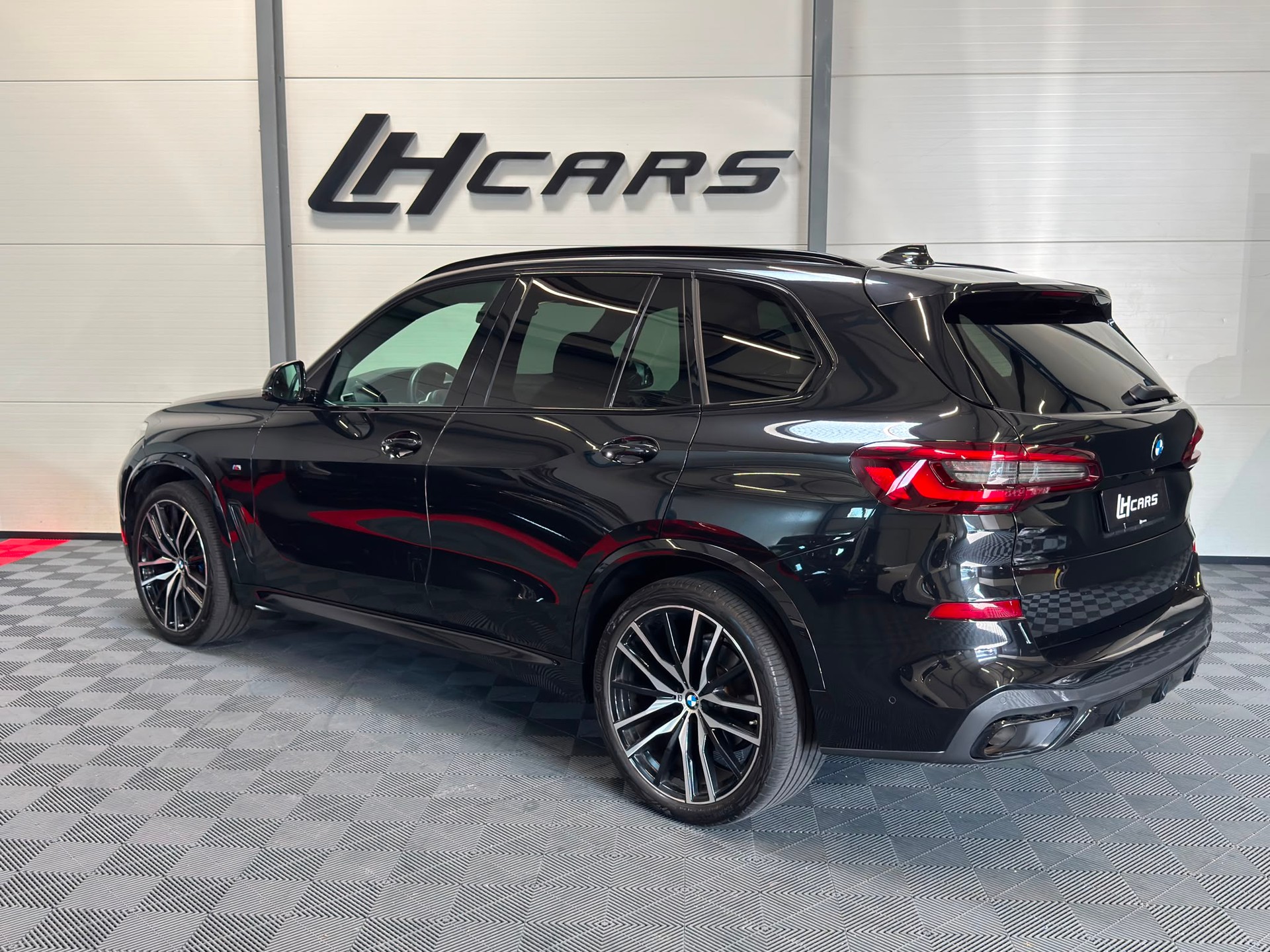 BMW X5 30d xDrive SAG M-Sport 7-Plätzer-image-2