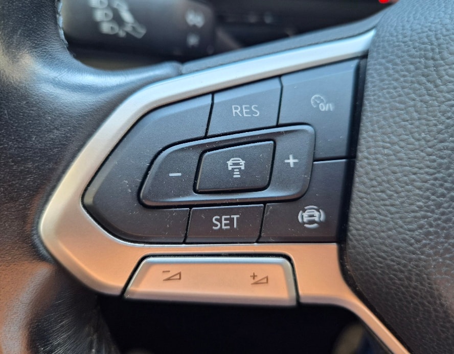 VW T-Cross 1.0 TSI Life-image-13