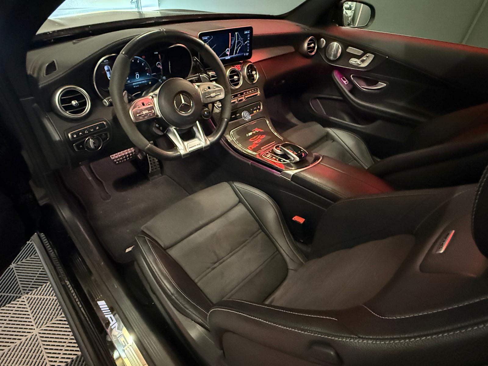 MERCEDES-BENZ C 63 S AMG 9G-tronic-showroom-element-1