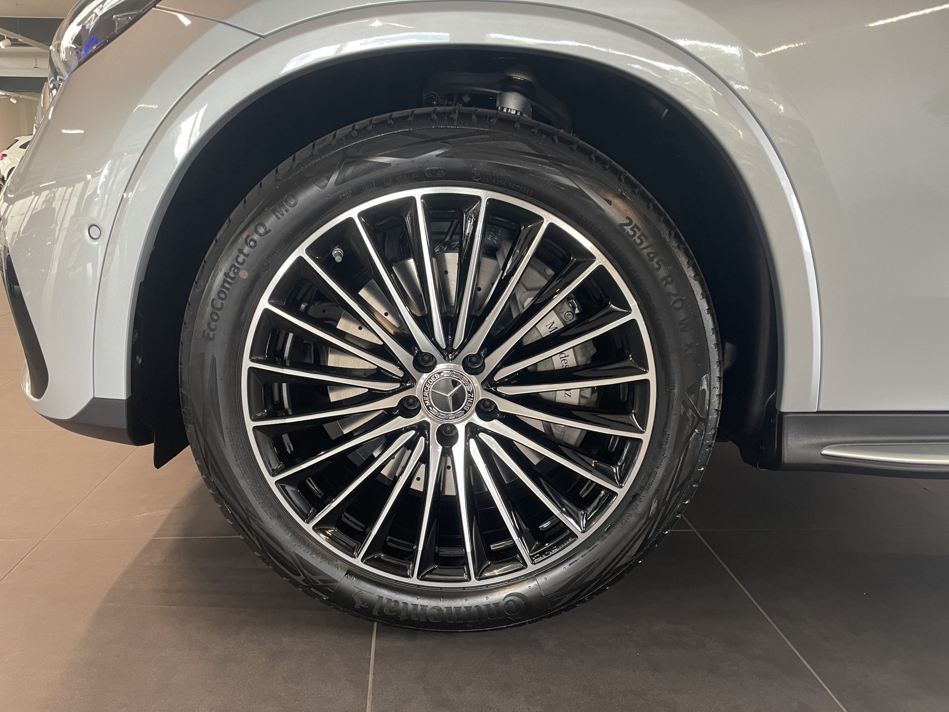 MERCEDES-BENZ GLC 300 4Matic 9G-Tronic-image-7