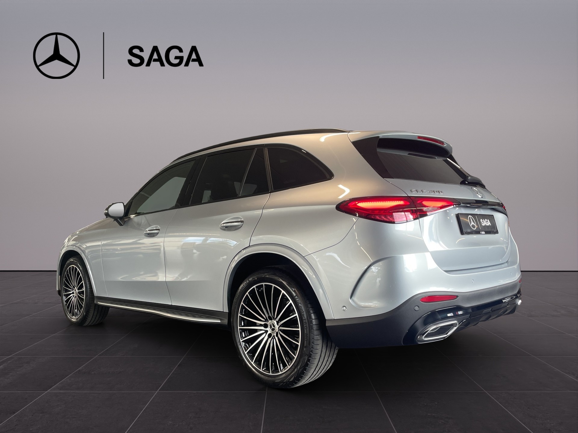 MERCEDES-BENZ GLC 300 4Matic 9G-Tronic-image-4