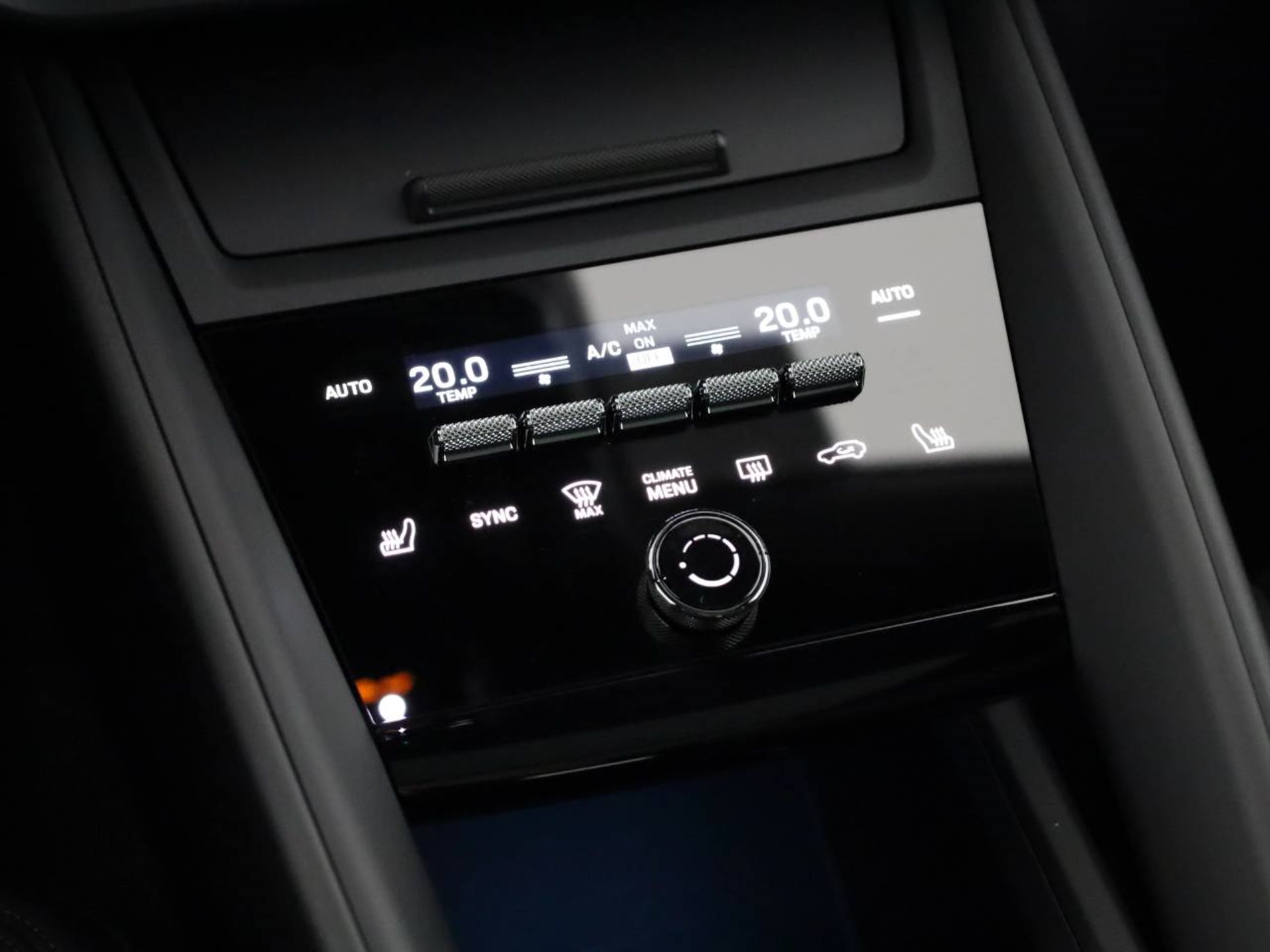 PORSCHE Macan 4-image-14