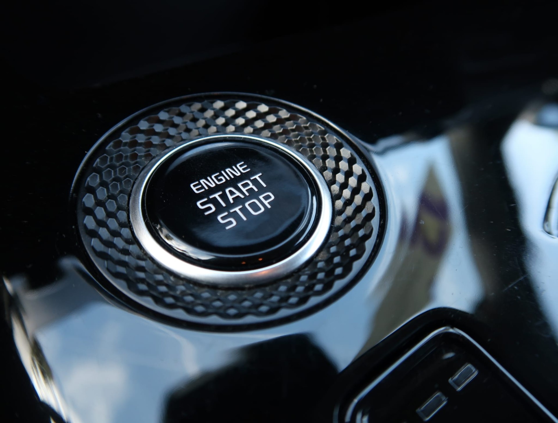 KIA Niro 1.6GDi Hybrid Style DCT-image-22