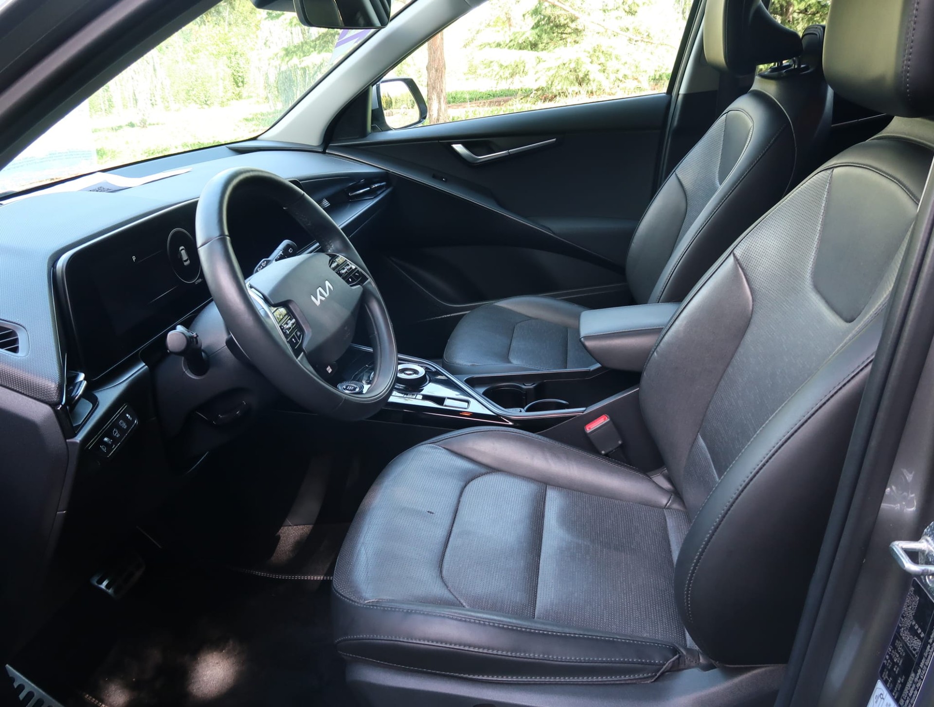 KIA Niro 1.6GDi Hybrid Style DCT-image-12