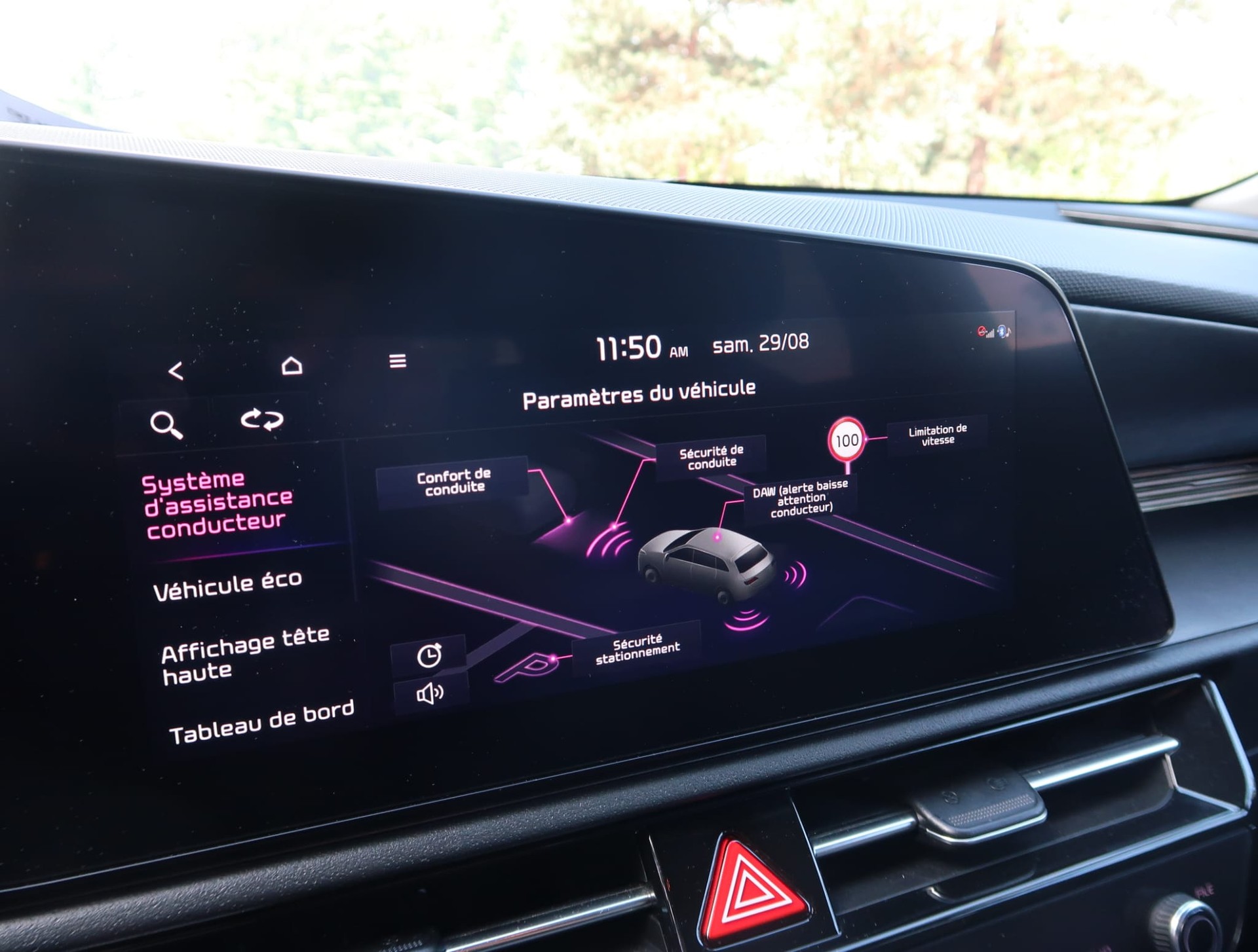 KIA Niro 1.6GDi Hybrid Style DCT-image-18