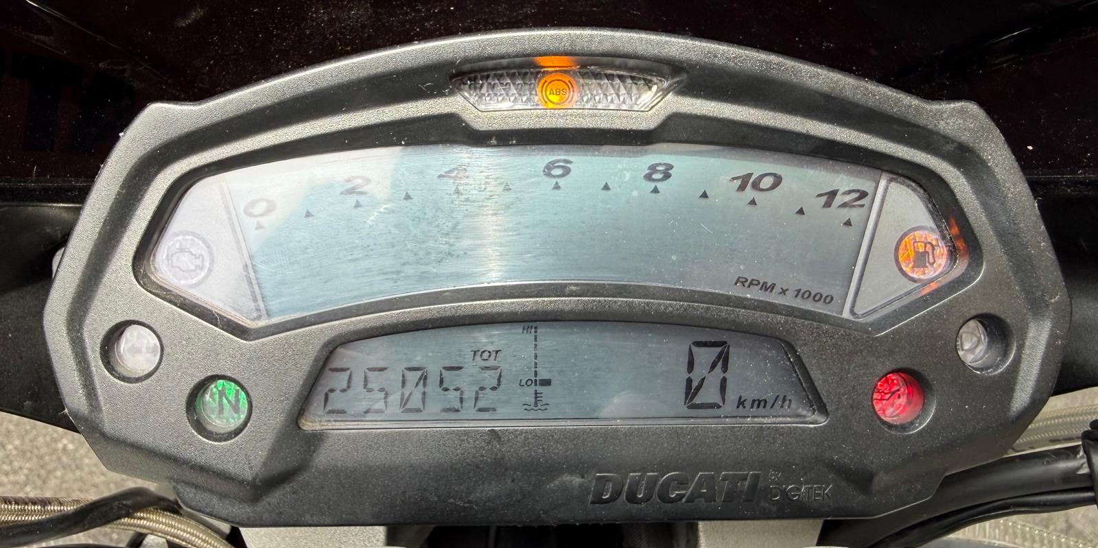 DUCATI Monster 796M ABS (25kW)-image-9
