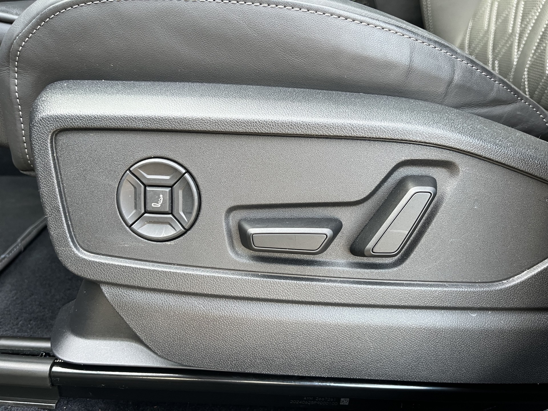AUDI SQ5 TFSI quattro S-tronic*New Modell*Luftfederung, Panodach, Head-up, B&O Sound, (5-Jahre Garantie)-image-19