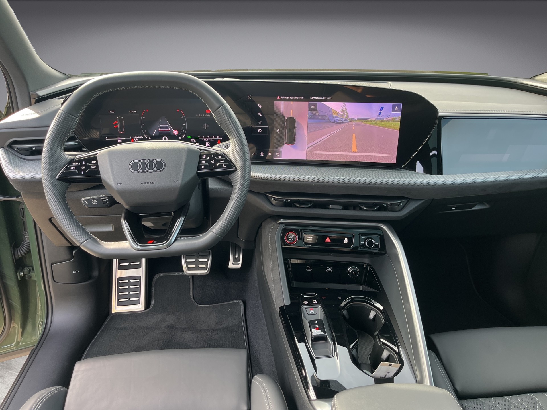 AUDI SQ5 TFSI quattro S-tronic*New Modell*Luftfederung, Panodach, Head-up, B&O Sound, (5-Jahre Garantie)-image-12