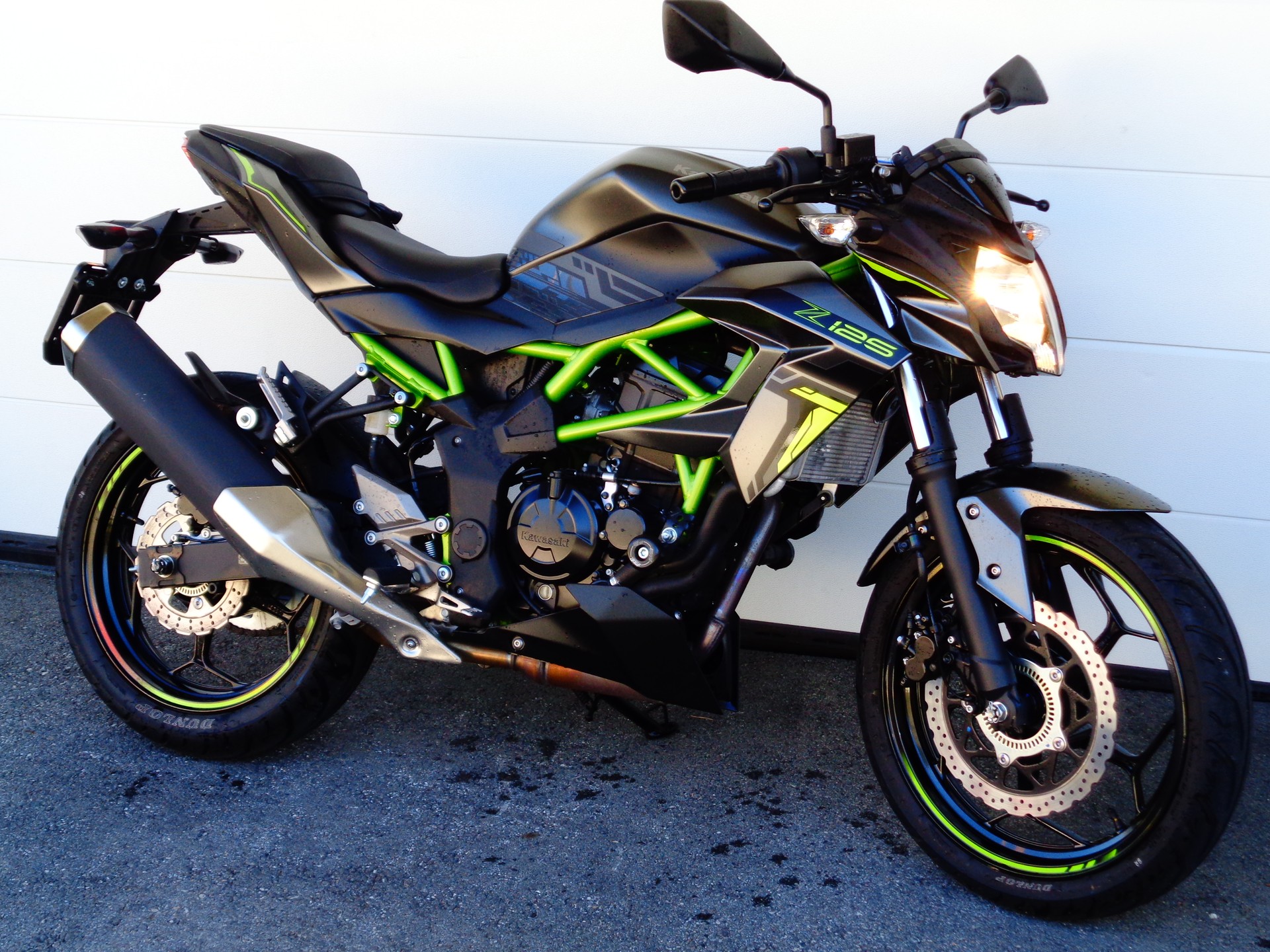 KAWASAKI Z 125-image-0