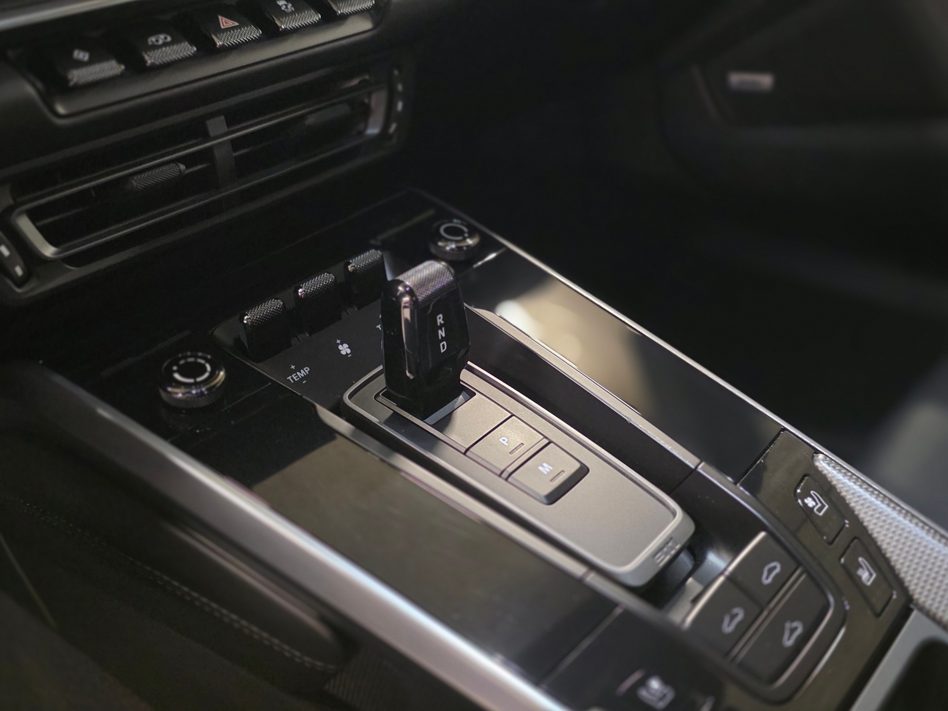 PORSCHE 911 Carrera 4S PDK-image-8