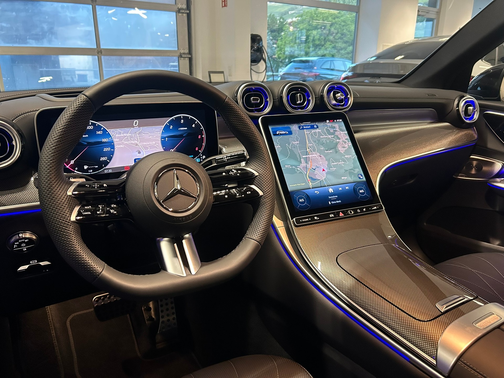 MERCEDES-BENZ GLC 450d 4Matic AMG Line 9G-Tronic-image-10