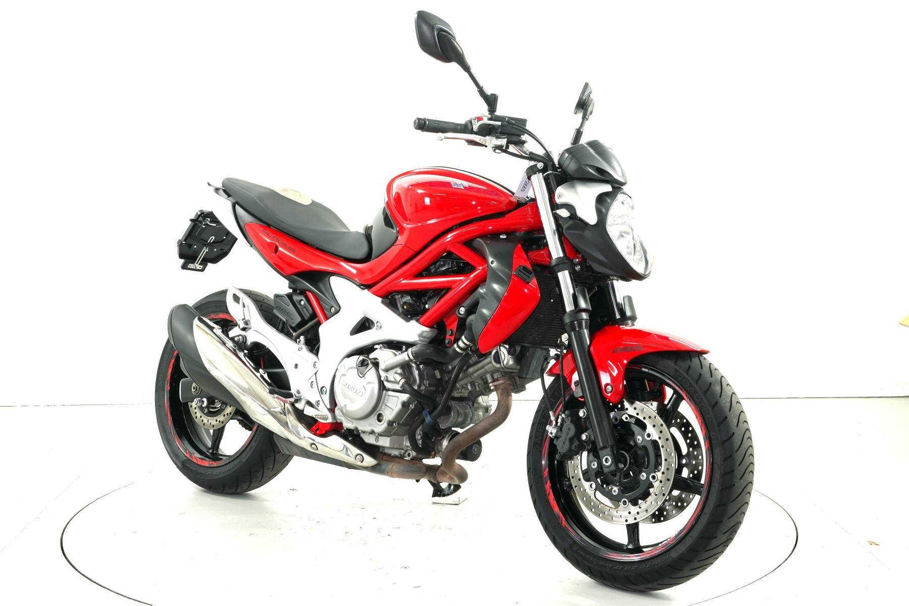 SUZUKI SFV 650 U Gladius ABS-image-1