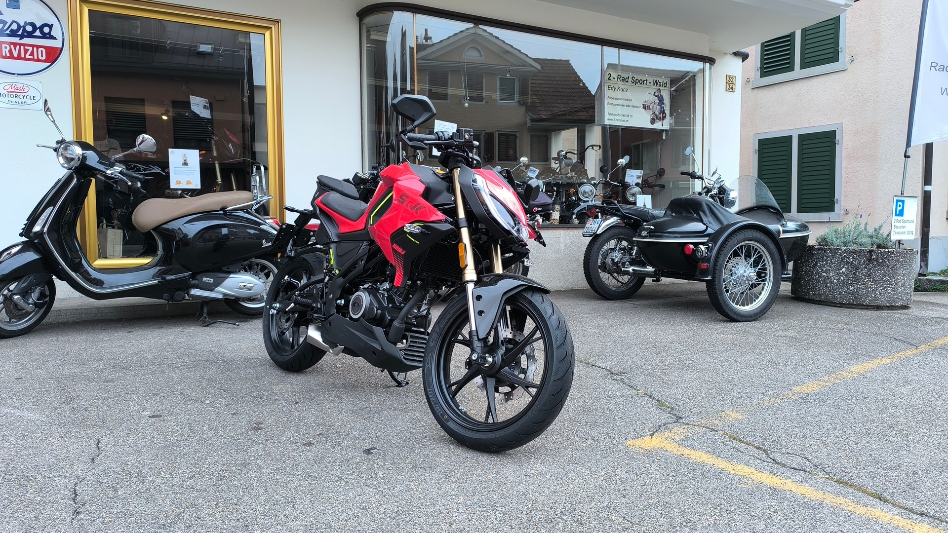 QJ SRK 125 S2-image-1