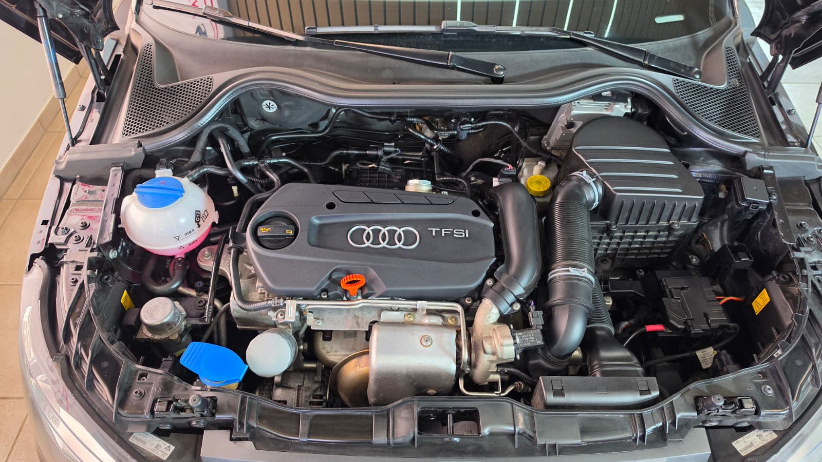 AUDI A1 Sportback 1.4 TFSI Ambition S-tronic, SCHWEIZER FAHRZEUG, GUT ERHALTEN, FRISCH AB MFK UND FRISCH AB SERVICE-image-14
