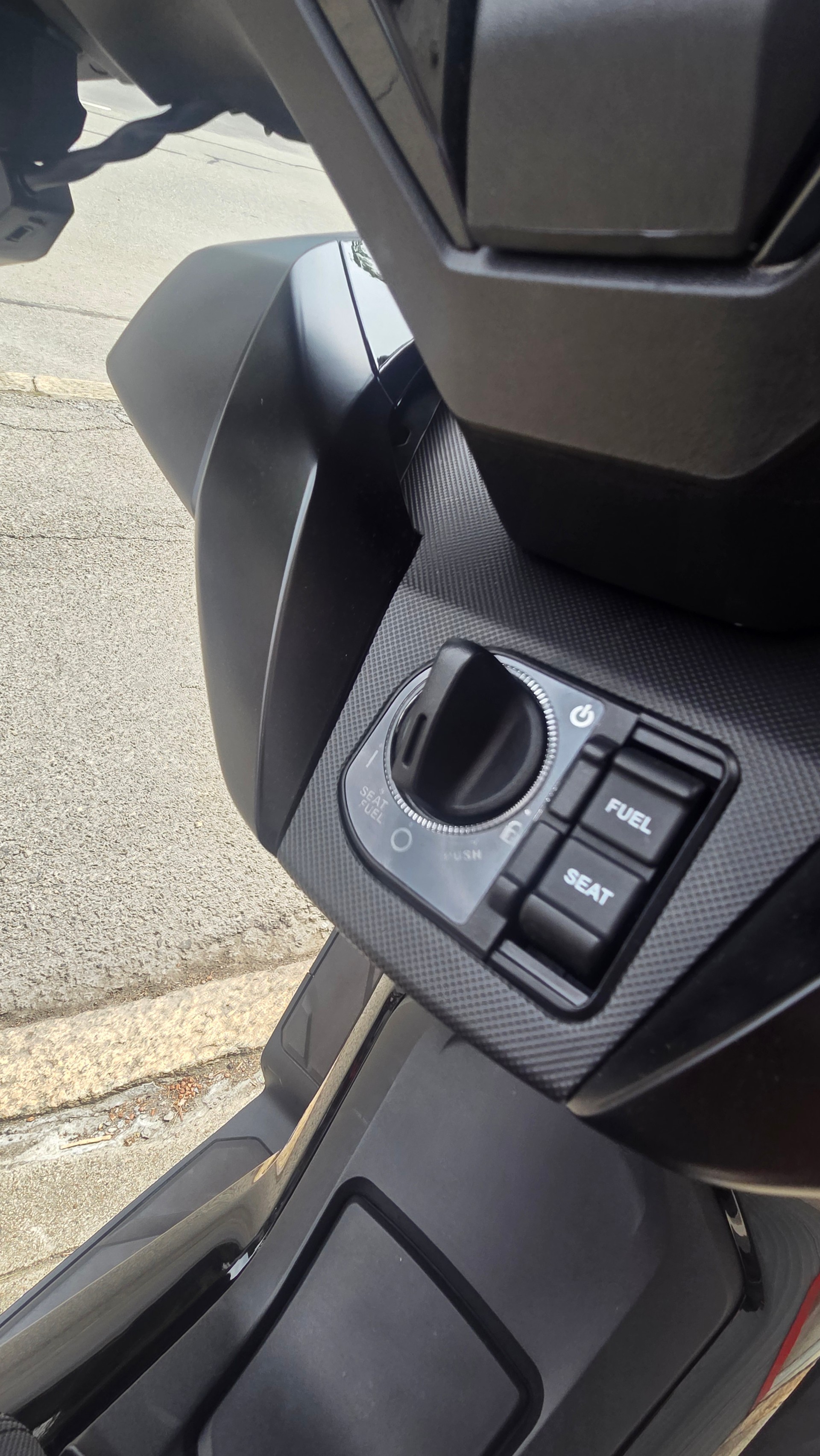 HONDA NSS 350 Smart Top Box-image-6