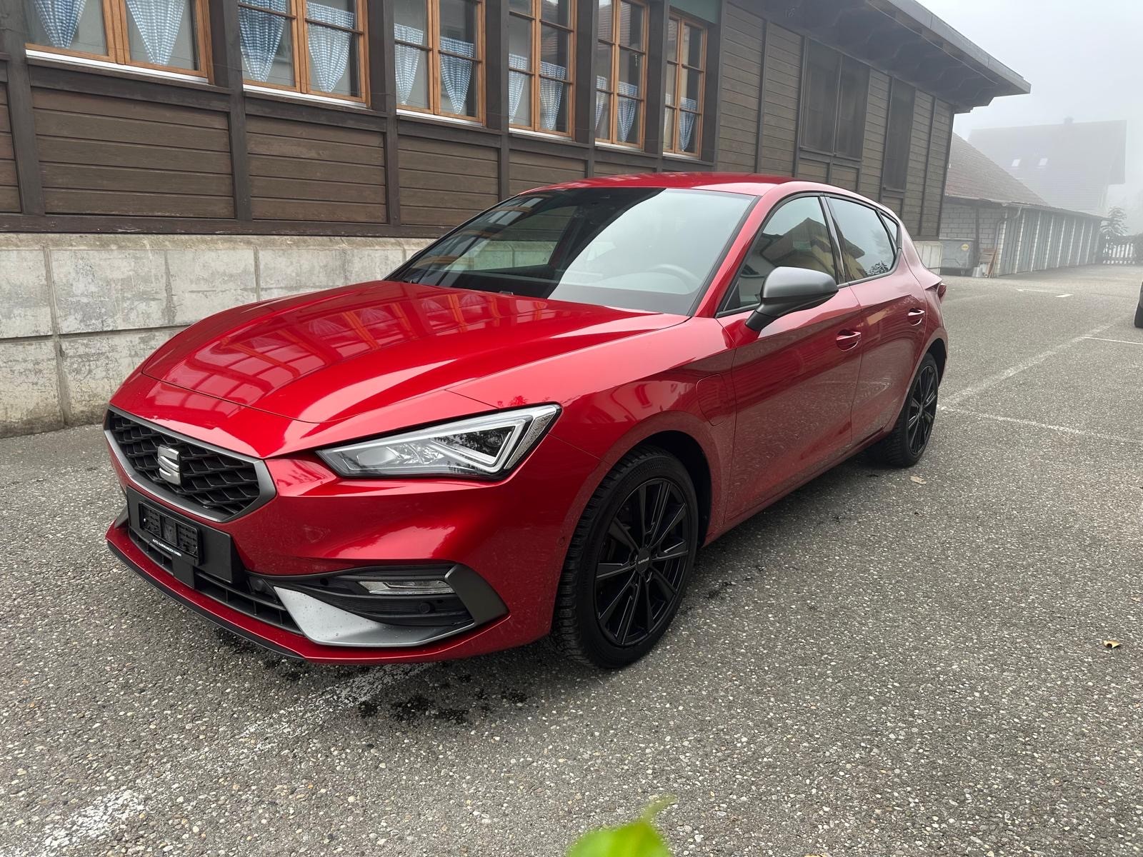 SEAT Leon 1.4 eHybrid pHEV DSG FR-showroom-element-1