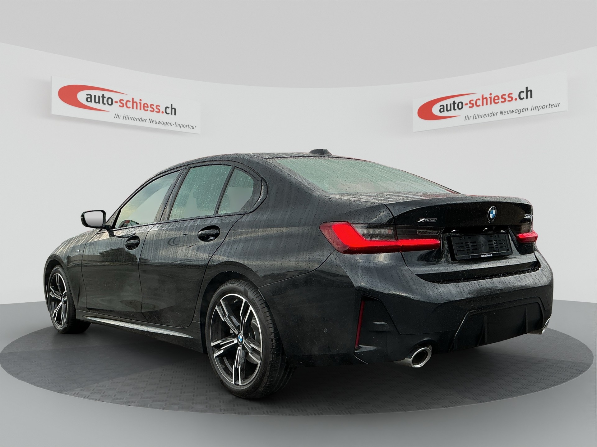BMW 320i xDrive Steptronic M Sport Shadow Line-showroom-element-2