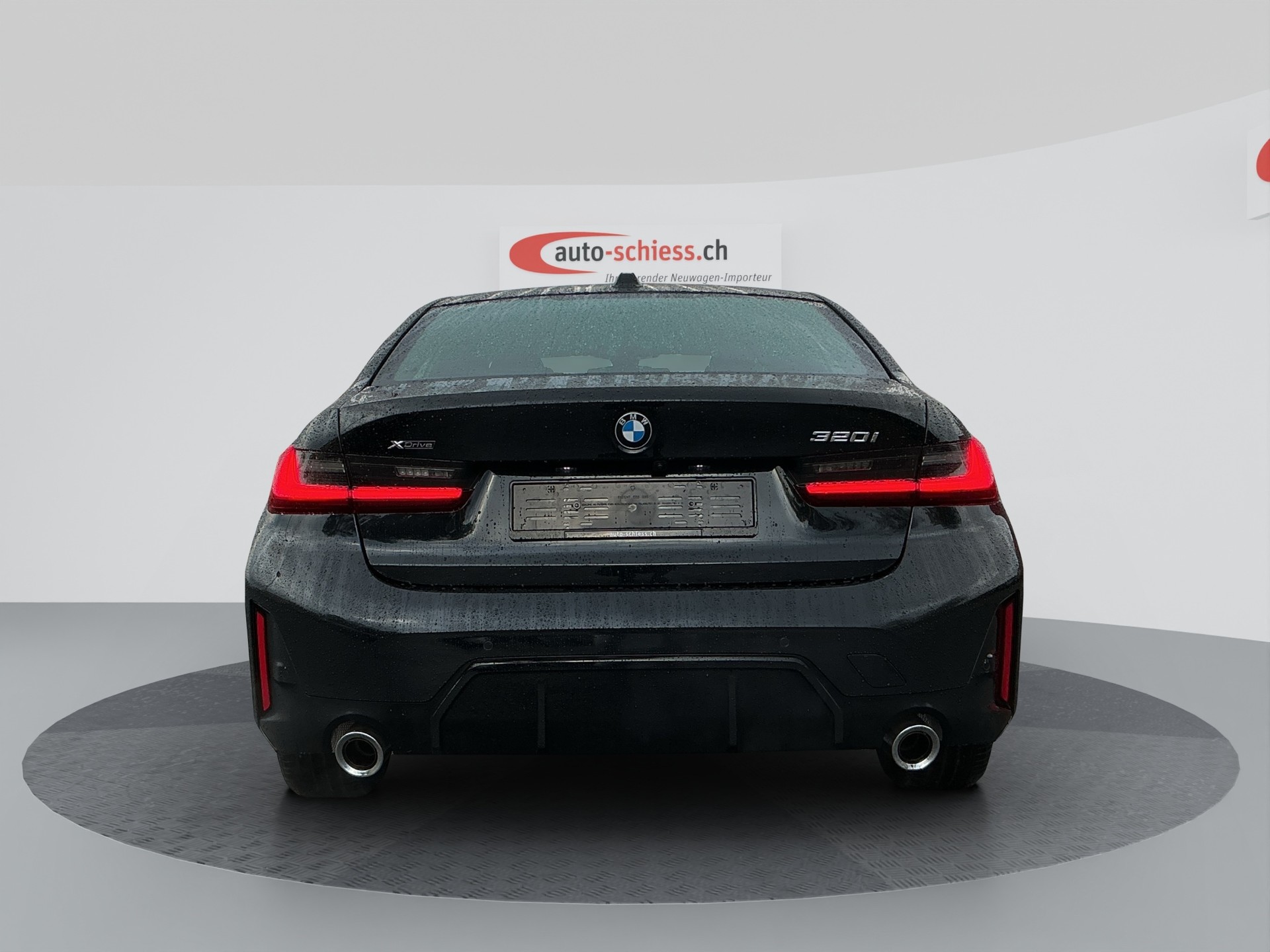 BMW 320i xDrive Steptronic M Sport Shadow Line-showroom-element-3