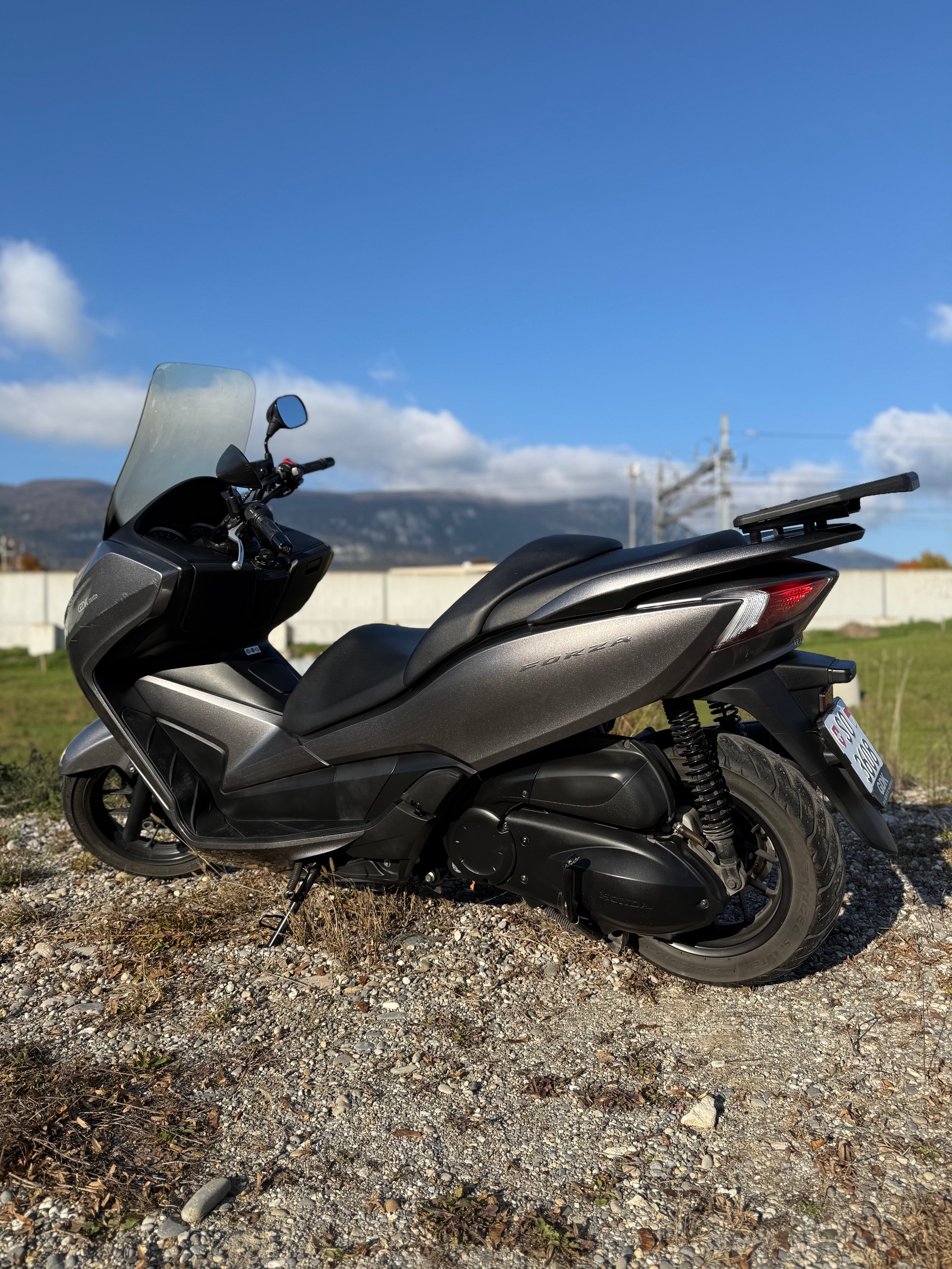 HONDA NSS-image-10