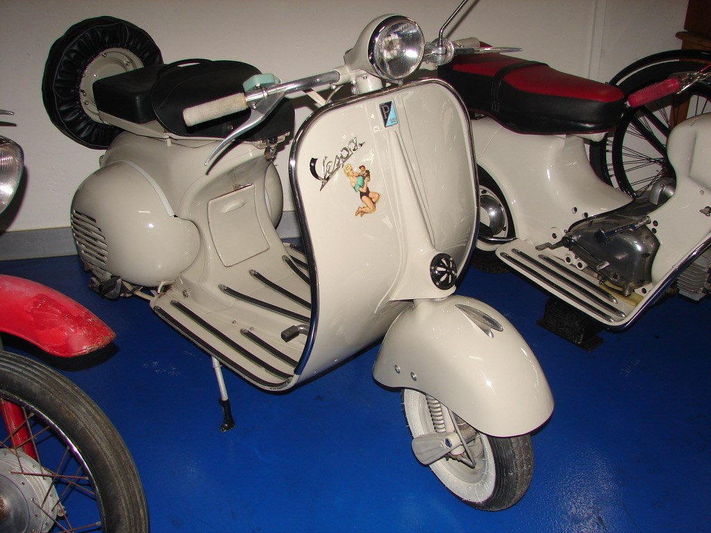 PIAGGIO Vespa Struzzo