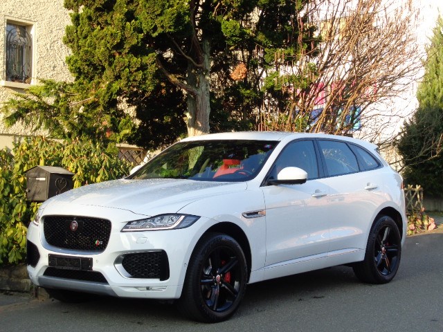 JAGUAR F-Pace 3.0 V6 First Edition AWD Automatik