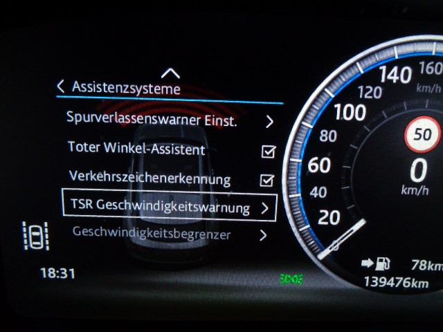 JAGUAR F-Pace 3.0 V6 First Edition AWD Automatik-image-12