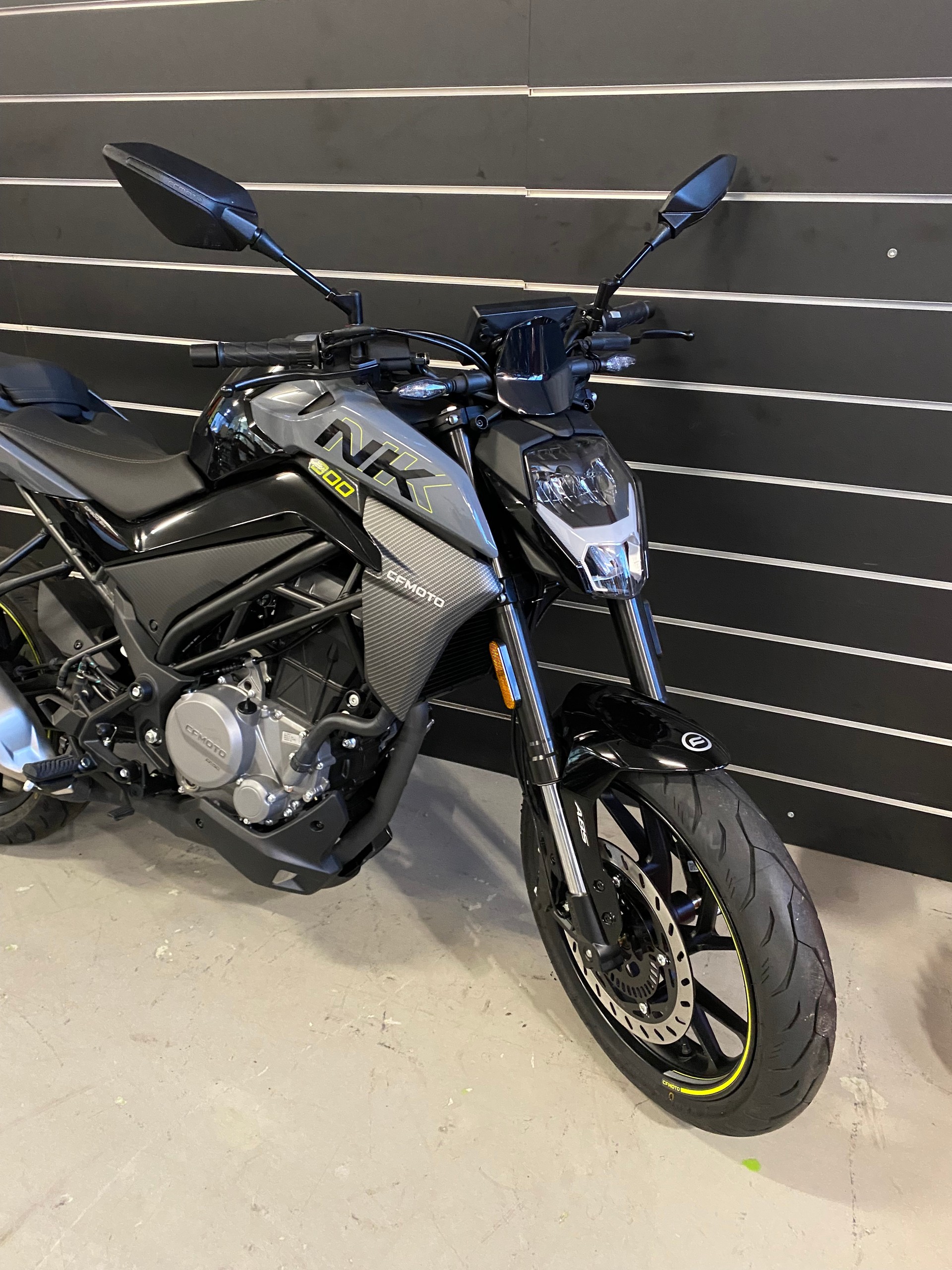CF MOTO 300 NK-image-1