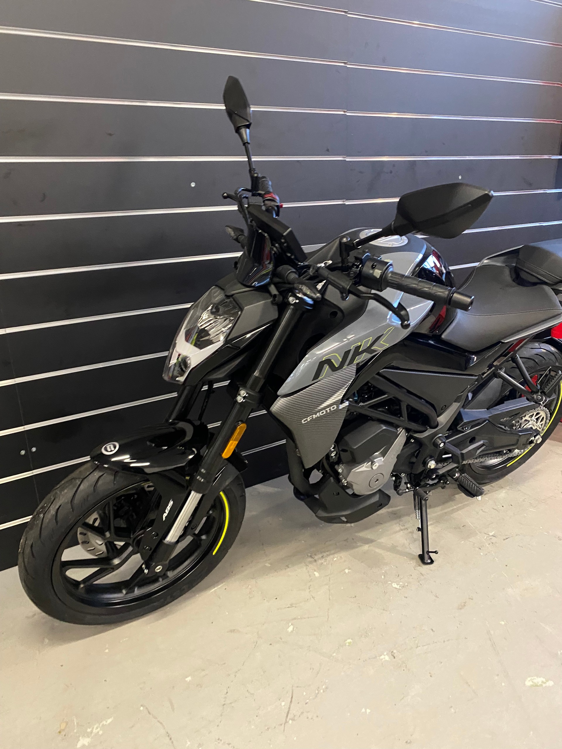 CF MOTO 300 NK-image-4