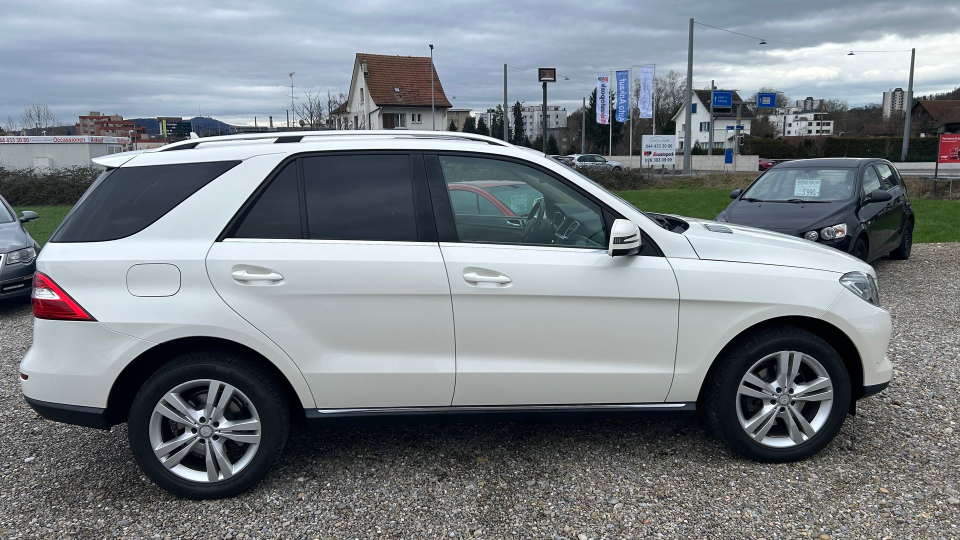 MERCEDES-BENZ ML 350 BlueTEC Executive 4Matic 7G-Tronic-image-9