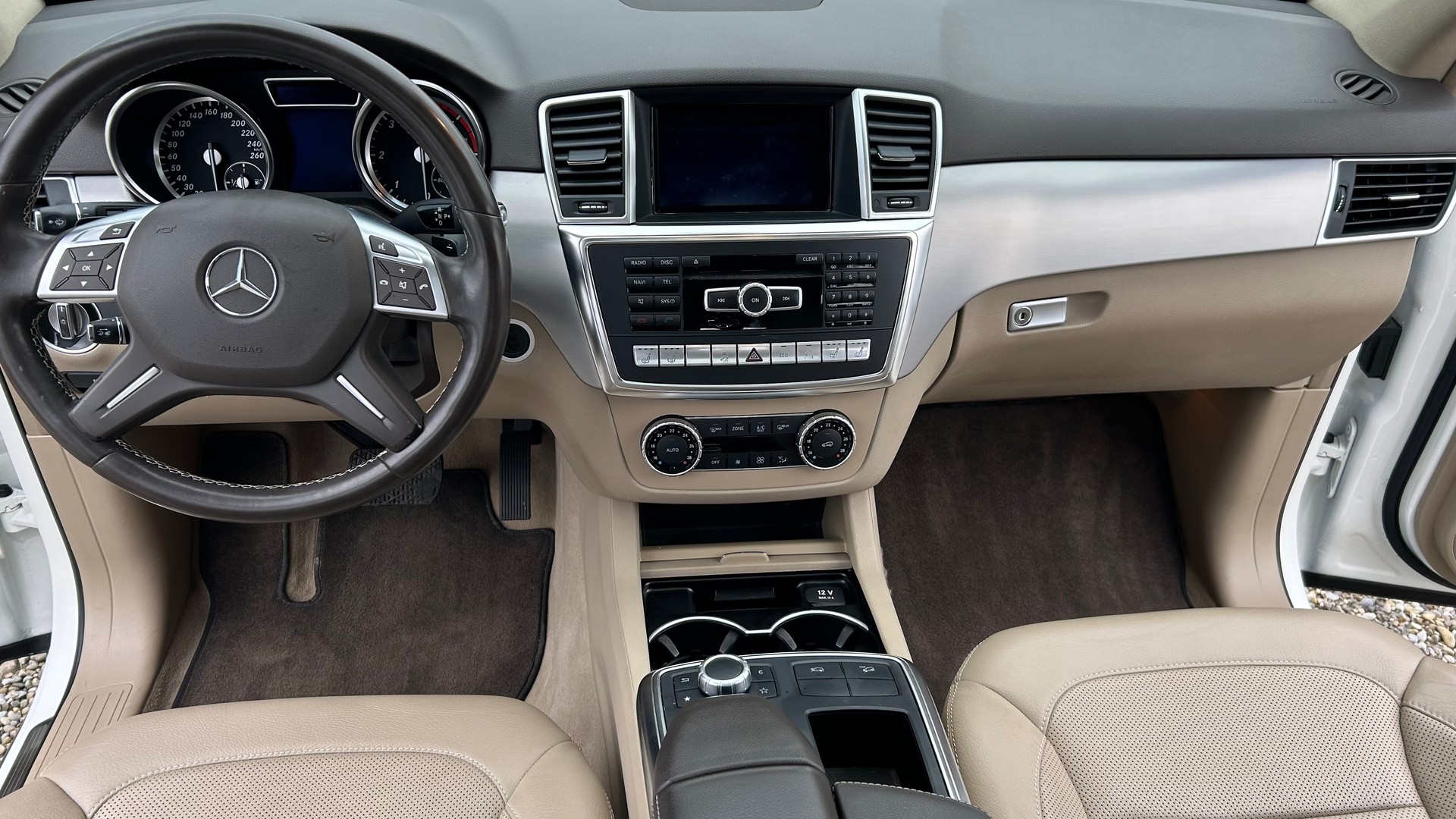 MERCEDES-BENZ ML 350 BlueTEC Executive 4Matic 7G-Tronic-image-12