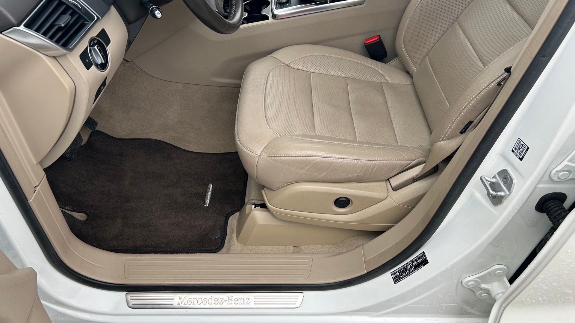 MERCEDES-BENZ ML 350 BlueTEC Executive 4Matic 7G-Tronic-image-18