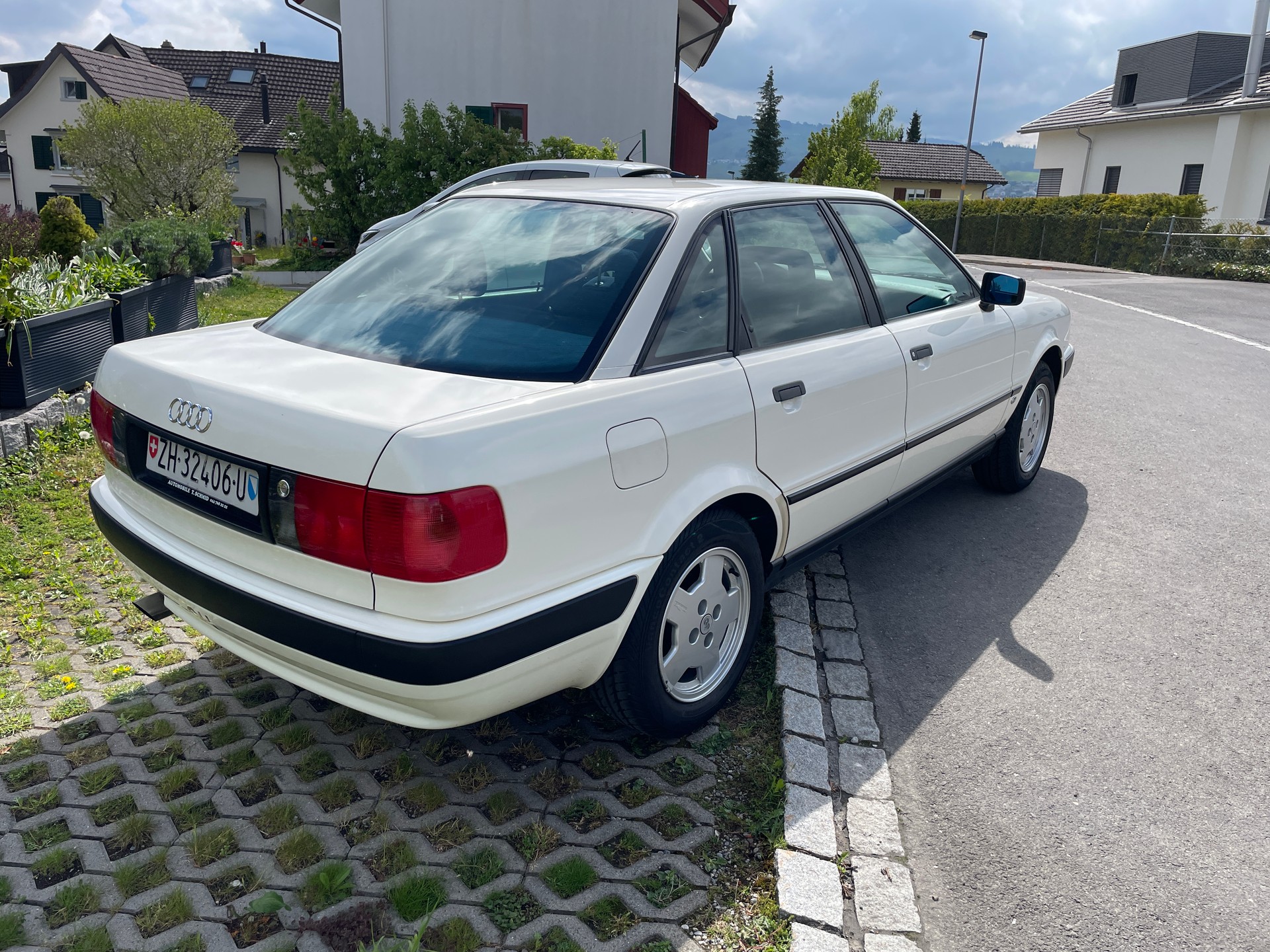 AUDI 80 2.0 E ABS-image-2