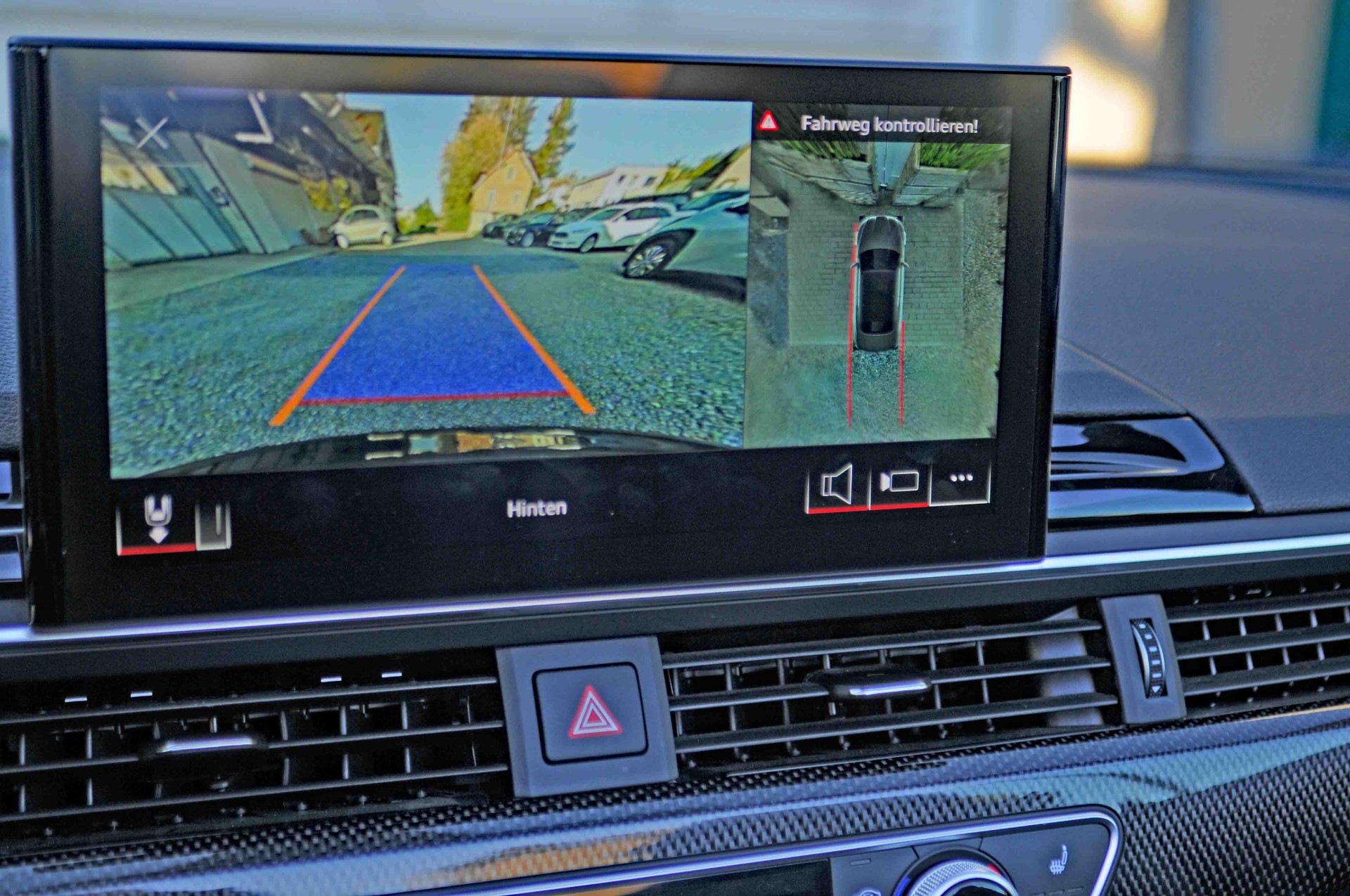 AUDI S5 Cabriolet 3.0 TFSI quattro tiptronic-image-11