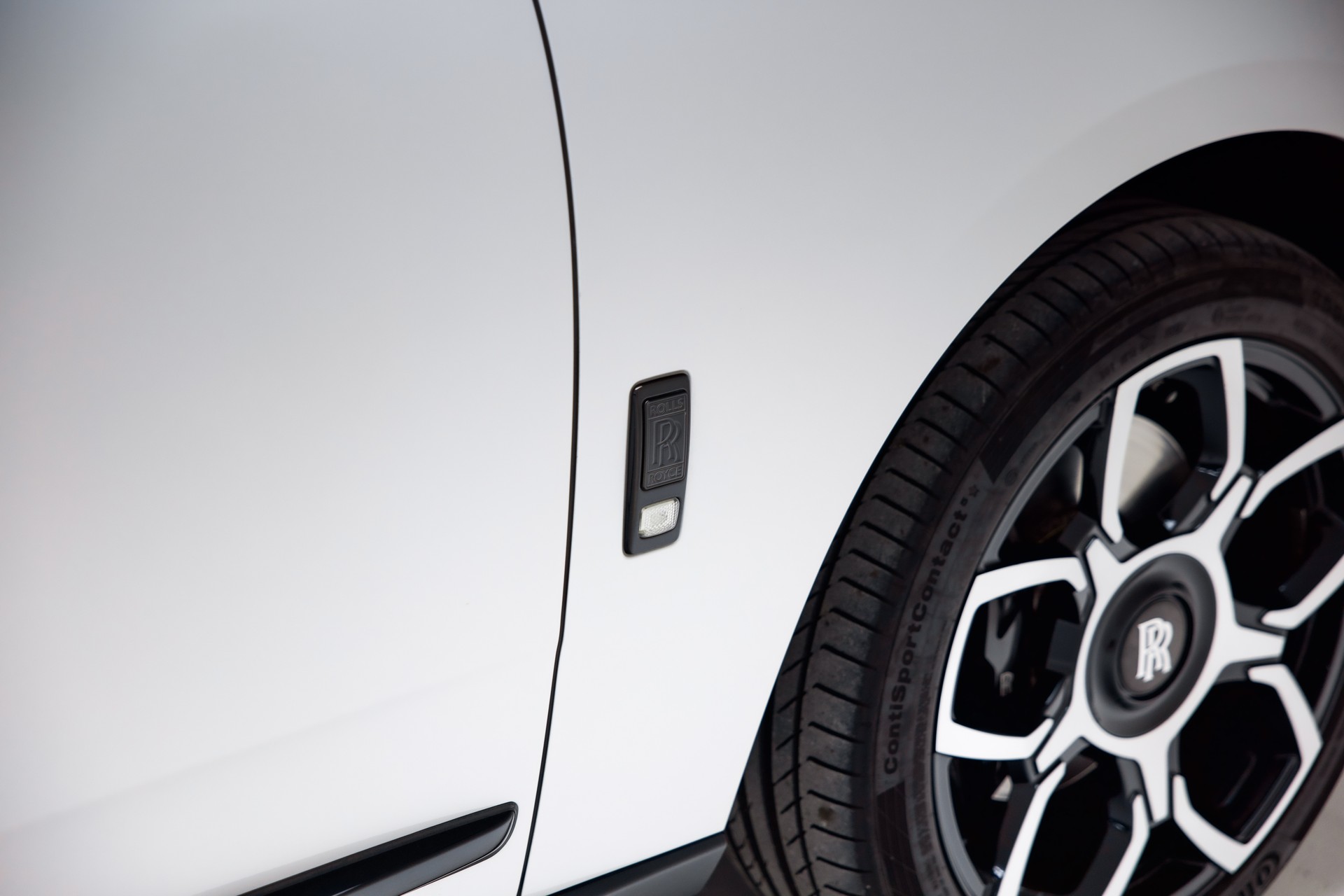 ROLLS-ROYCE Cullinan 6.7 V12-image-19