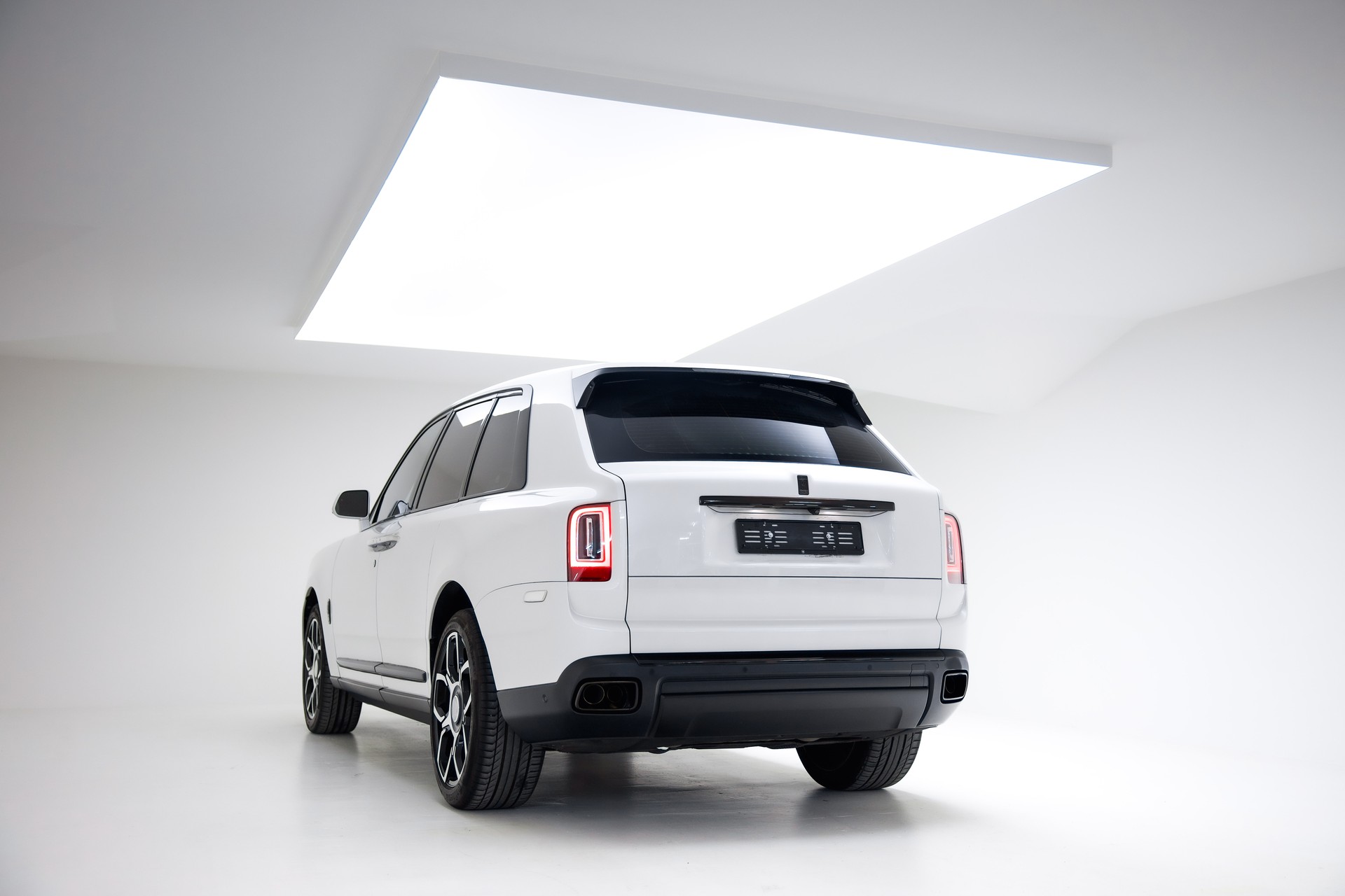 ROLLS-ROYCE Cullinan 6.7 V12-image-8