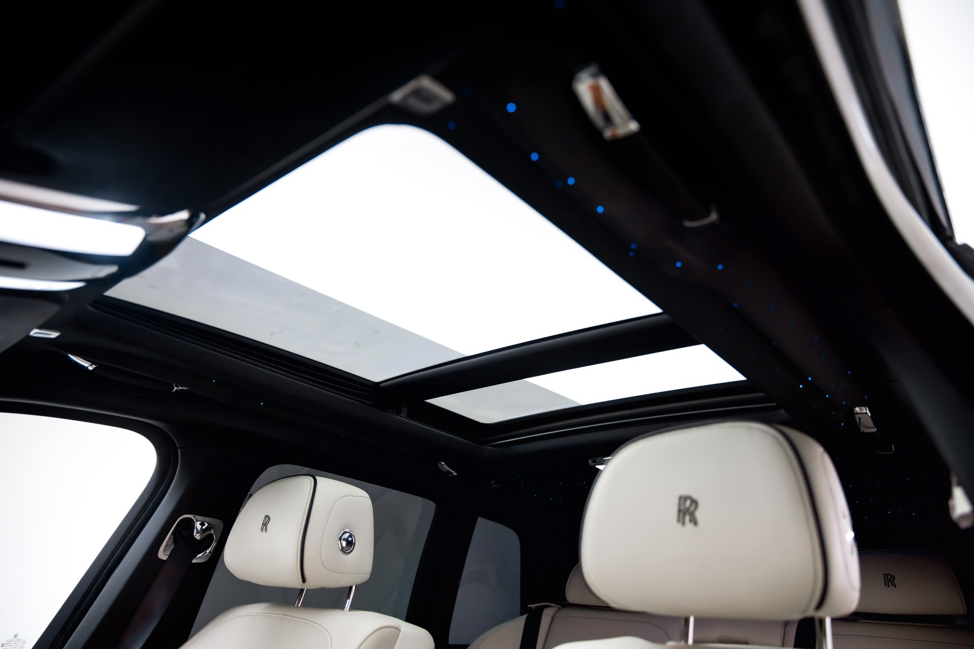 ROLLS-ROYCE Cullinan 6.7 V12-image-26