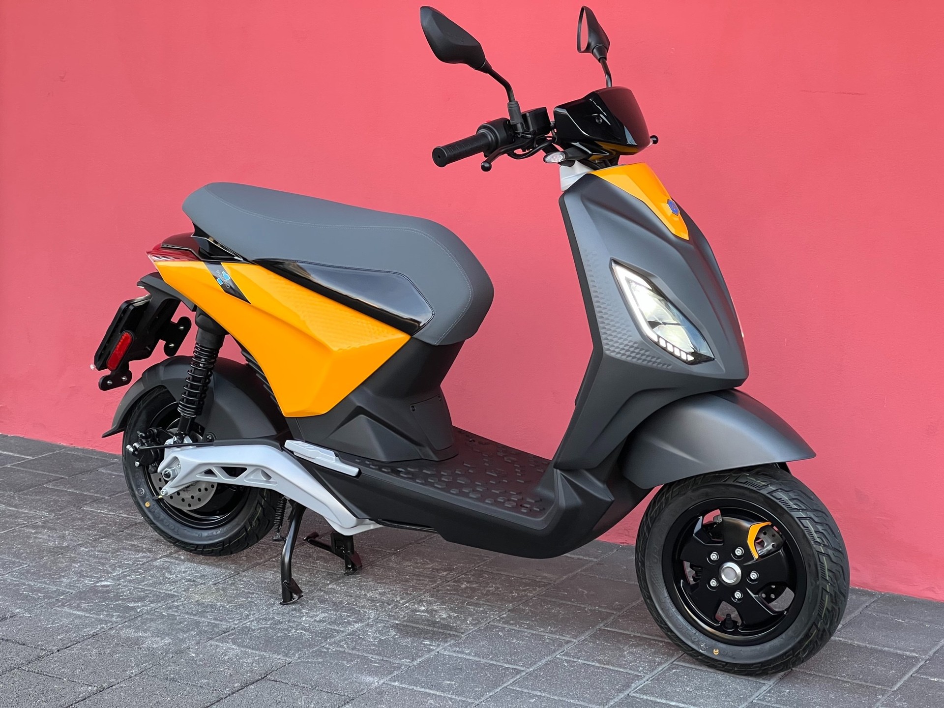 PIAGGIO Piaggio 1 Active 60km/h-image-10