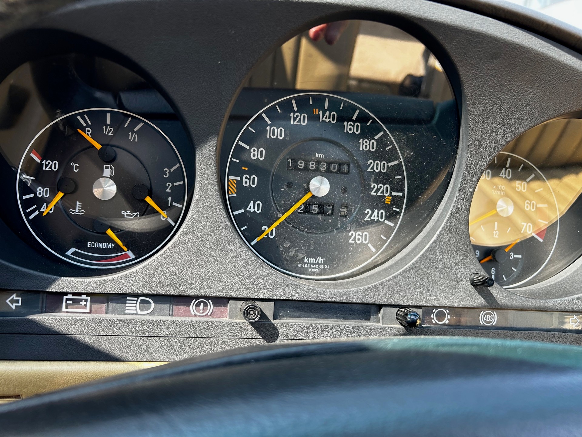 MERCEDES-BENZ SL 500-image-9