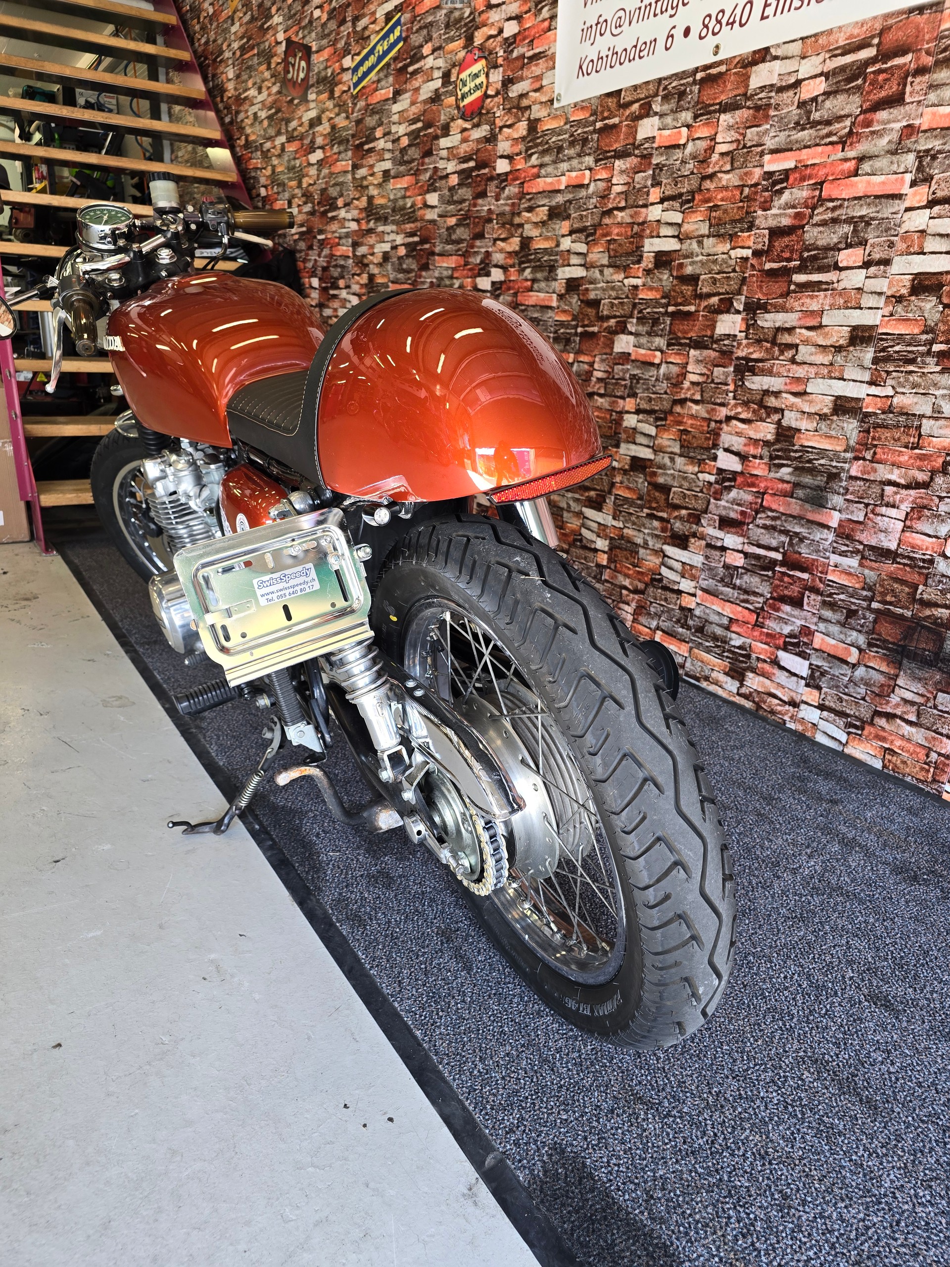 HONDA CB550F-image-3