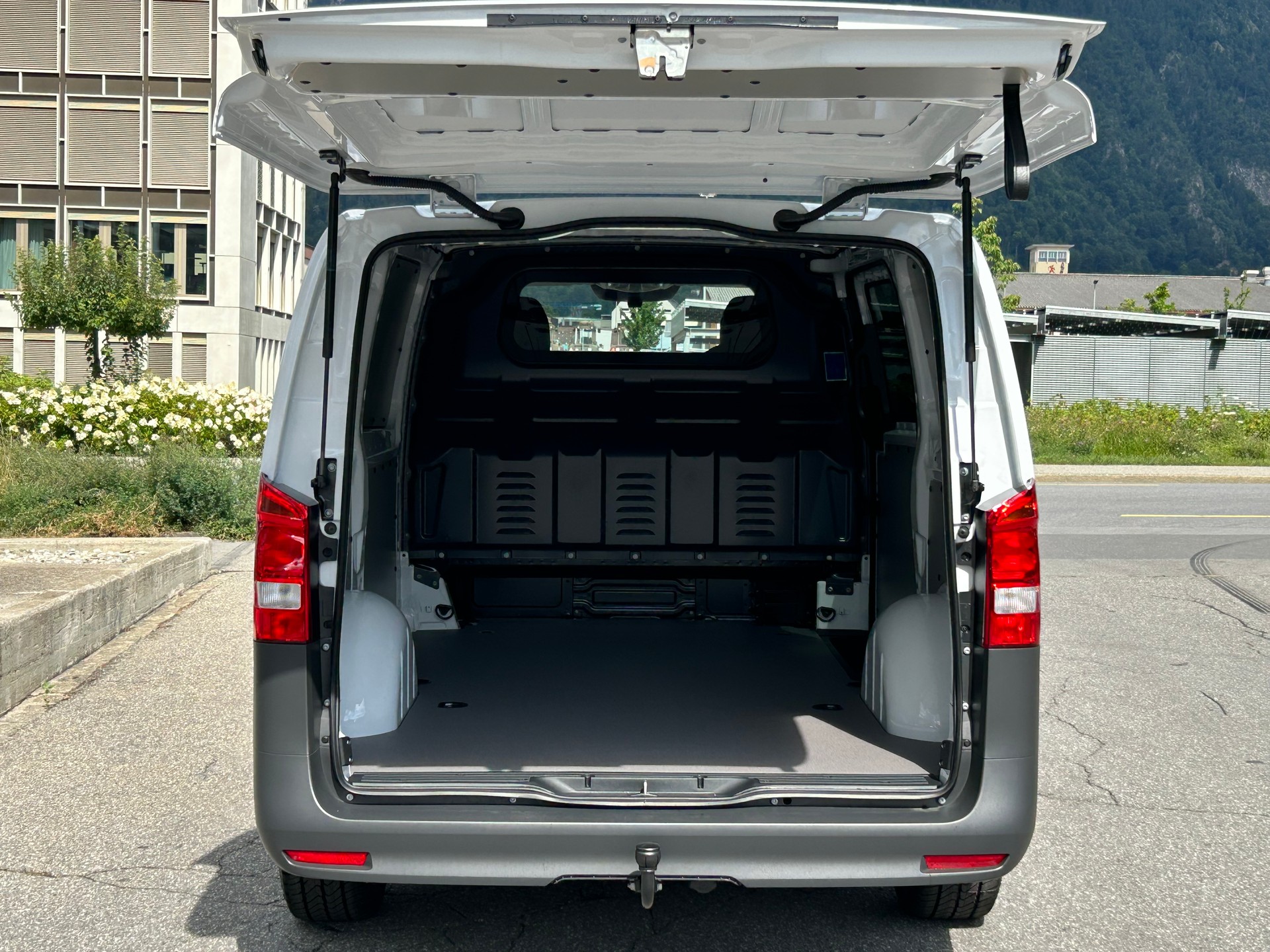 MERCEDES-BENZ Vito 119 CDI KA PRO Lang 4MATIC-image-5