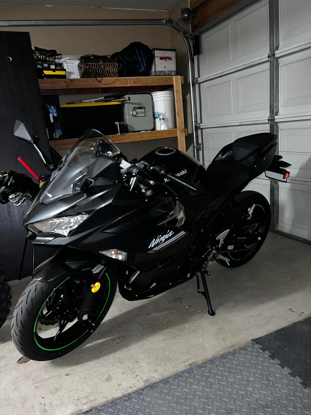 KAWASAKI Ninja 400 ABS-image-1